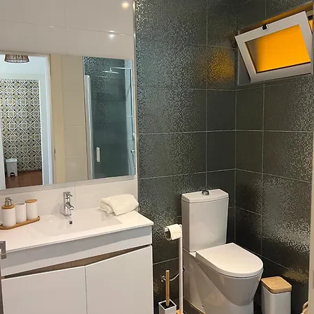 Discovery 1 Apartment